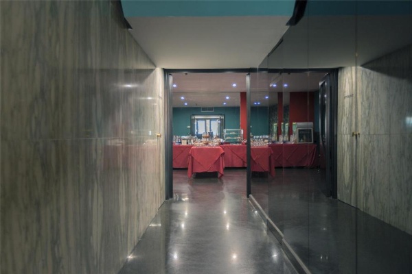 Executive Business Hotel image 20