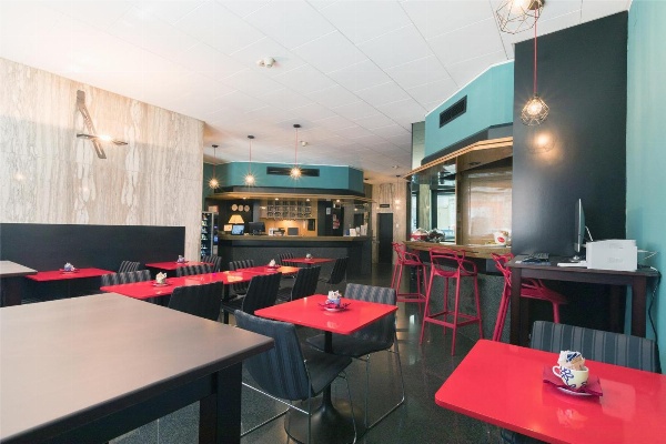 Executive Business Hotel image 5